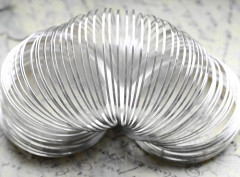 Мемори проволока - пружина - основа для браслета плоская 55*1,2*0,5мм серебристая (10 витков)