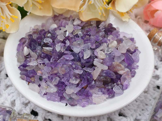 Наполнение для смолы и бутылочек 053 каменная крошка БЕЗ отверстий 2-8*2-4мм Аметист натуральный (декор)