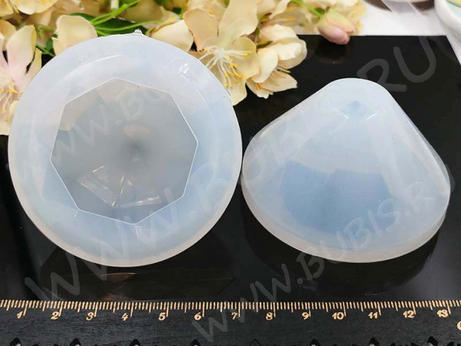 Молд 089 для эпоксидной смолы Большой Кристалл Бриллиант 63*63*40мм (силикон)