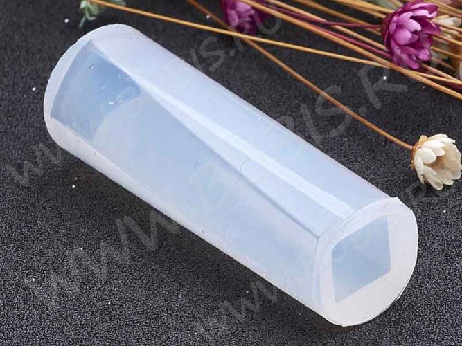 Молд 029 для эпоксидной смолы Кристалл Куб закрученный 49*16,5мм (силикон)