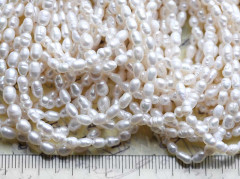 (ОПТ) Бусина Жемчуг 10 пресноводный овальный 3-5,5*3-4мм натуральный (камни) (нить 35-37см)