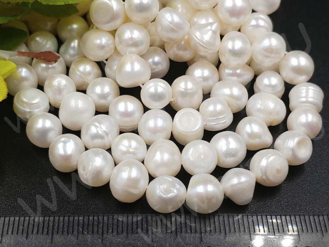 (ОПТ) Бусина Жемчуг 46 пресноводный фриформ 7-8мм белый натуральный (камни) (нить 35-36см)