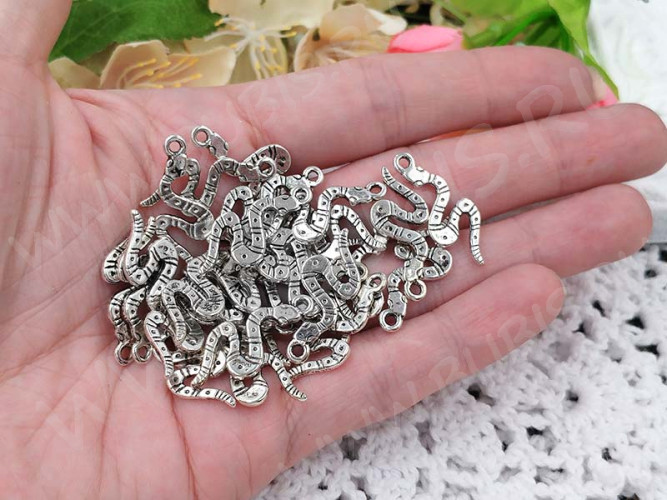 Подвеска Змея 02 двусторонняя 26,5*11*1,5мм античное серебро (литьё)