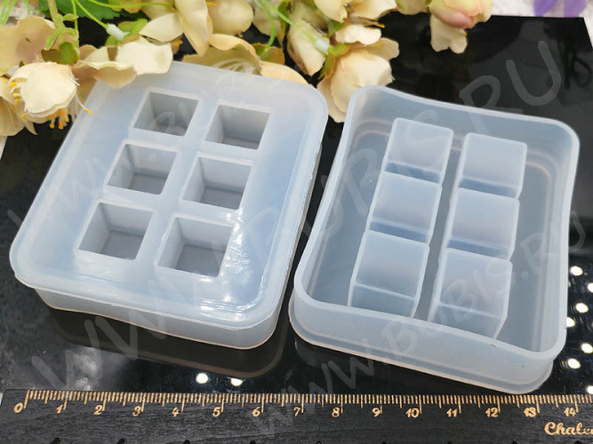 Молд 122 для эпоксидной смолы 81*70*18мм Кубы (кубики) 16мм (силикон)