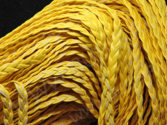 Шнур кожаный 29 кожзам плетёный плоский 5*2мм жёлтый (1м)