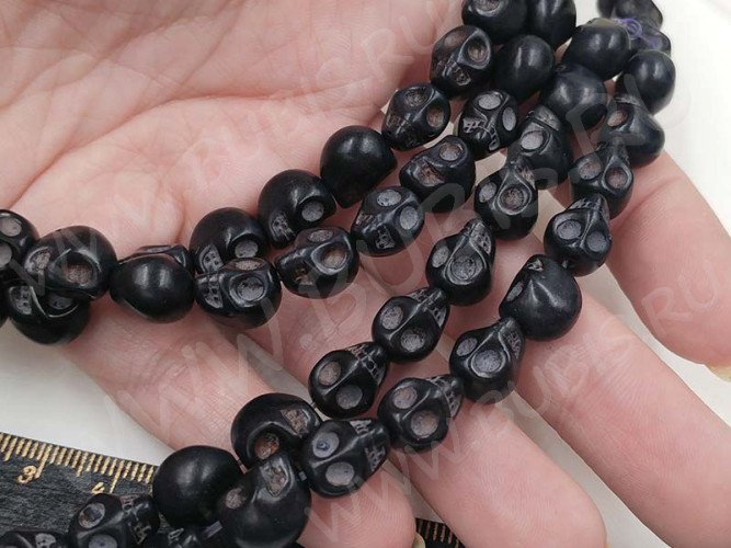 (ОПТ) Бусина каменная Череп 02 Говлит синт. 10*9*8мм черный (камни) (НИТЬ)