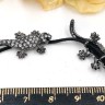 Купить 327 Коннектор вставка для Ящерица черная со стразами 27*13*6мм черный никель и прозрачные стразы (сплав и стекло) с доставкой по России