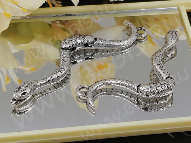 Подвеска Змея 05 3D с суставами 51,5*11*3,4мм античное серебро (литьё)