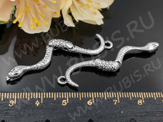 Подвеска Змея 05 3D с суставами 51,5*11*3,4мм античное серебро (литьё)