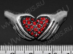 223 Коннектор Руки с сердцем (для колье или браслета) 34,5*17*6мм античное серебро и красные стразы (литьё)