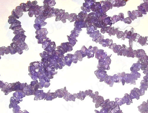 Крошка (галтовка) каменная 233 5-9мм Аметист тонированный натуральный (камни) (длинная нить прим. 80см)