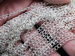 Цепочка I067 простая кручёная звено 5,5*3,5мм серебристая (Iron) (50см)
