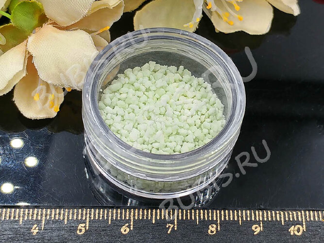 Контейнер для хранения 34 Круглый с винтовой крышкой 3,8*3,8*1,8см прозрачный (оргстекло)