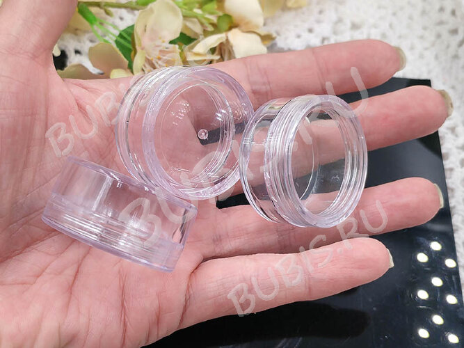 Контейнер для хранения 34 Круглый с винтовой крышкой 3,8*3,8*1,8см прозрачный (оргстекло)