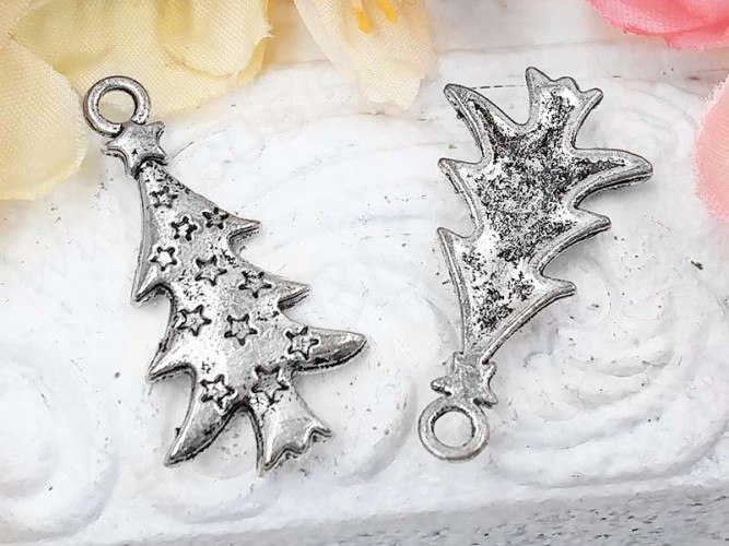 Подвеска Ёлка 09 со звёздочками 27*14*2мм античное серебро (литьё)