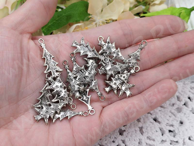 Подвеска Ёлка 09 со звёздочками 27*14*2мм античное серебро (литьё)