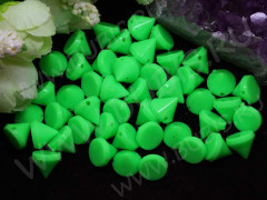 Бусина акриловая Шип 01 яркий 10*10*8,5мм неоновый зелёный непрозрачный (акрил) (5шт.)