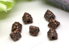 Бусина 139 Треугольная 03 с цветочками 5,5*5*5мм античная медь (литьё) (10шт.)