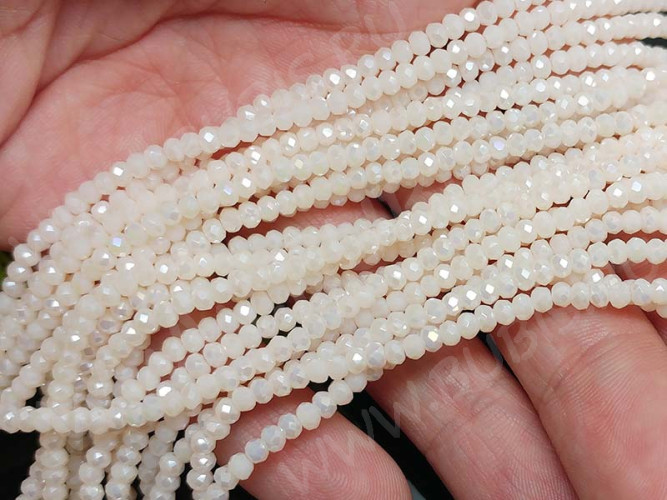 Бусина кристалл гранёный абакус 3*3*2мм айвори с АВ полупрозрачный (имитация Сваровски) (50шт.)