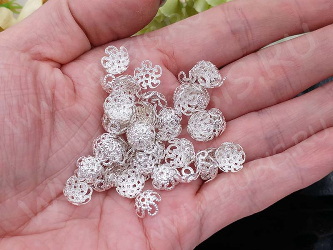 (СКИДКИ!!!) Шапочка тонкая 066 ажурная чашечка 10*10*4мм серебристая (Iron) (имитация скани) (50шт.)