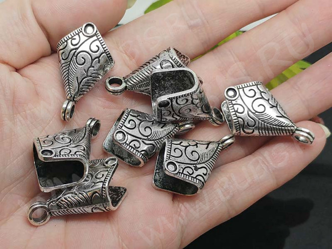 Концевик 054 крупный с узорами 30*18,5*13мм античное серебро (литьё)