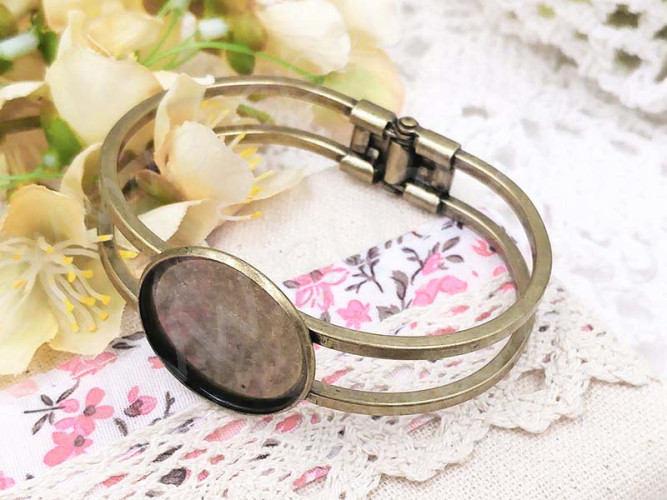 Основа (заготовка) для браслета №45 67*54*13мм раскрывающийся с сеттингом 25мм античная бронза (Brass)