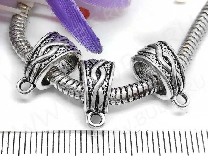 Бусина с петлёй 048 Бейл треугольный с косичкой 14,5*9*7,5мм античное серебро (литьё)