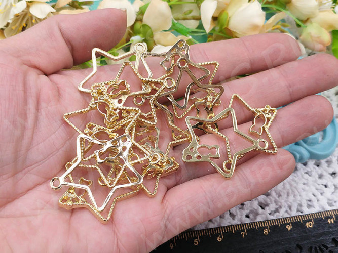 Подвеска Рамка 45 Звёздочка с совой 31*28,5*3мм светлое золото (литьё)