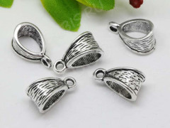 Бусина с петлёй 049 Бейл треугольный 14,5*7,5*7,5мм античное серебро (литьё)