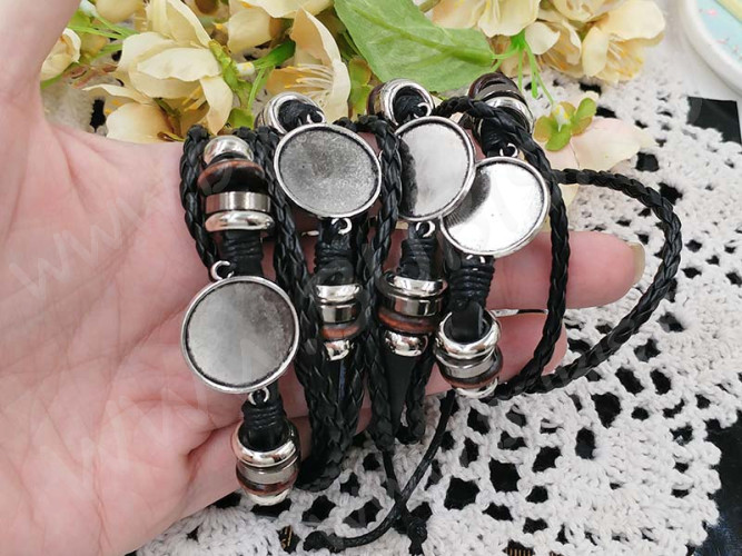 Основа (заготовка) для браслета №61 многорядная 5,5см с сеттингом 20мм античное серебро и чёрный (сплав и шнуры)