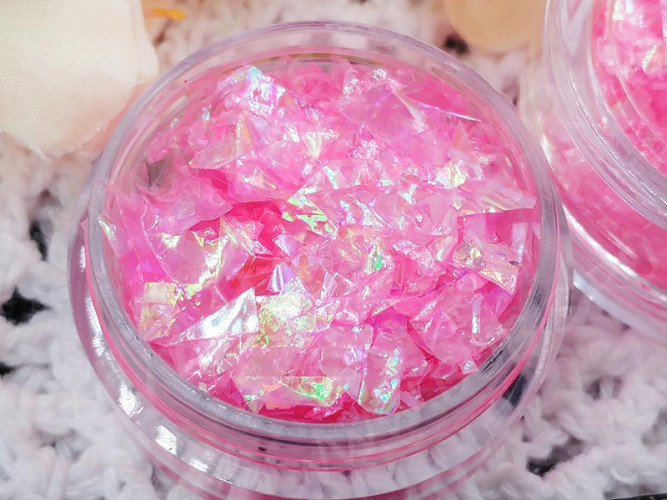Наполнение для смолы и бутылочек 132 хлопья слюды пластиковые Bubis Crafts ярко-розовые с АВ (декор)