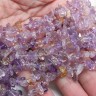 Купить Крошка (галтовка) каменная 126 5-9мм Аметрин натуральный (камни) (нить 20см) с доставкой по России