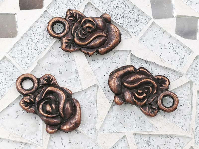 Подвеска Цветочек 09 двусторонняя Роза плоская 18*11*2мм античная медь (литьё)