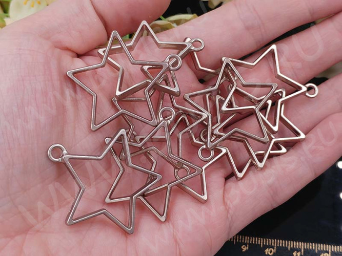 Подвеска Рамка 18 Звезда 35*33,5*3,5мм матовая тёмно-серебристая (литьё)