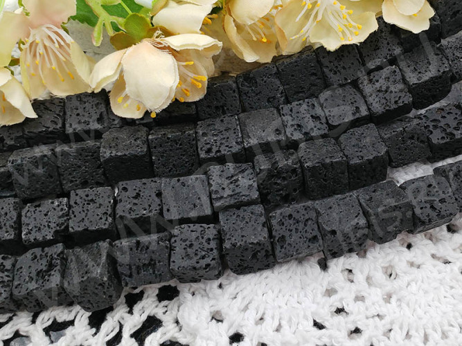 (ОПТ) Бусина каменная Кубик 12 12*12*12мм Лава вулканическая чёрная (камни) (НИТЬ)