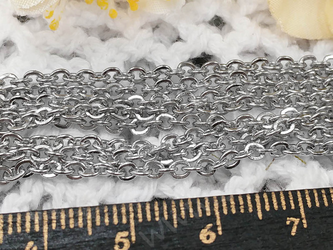 Цепочка S50 Ювелирная сталь с плоским звеном 2,5*2*0,3мм цвет платины (Хирургическая сталь) (50см)