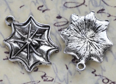 Подвеска Паук 09 на паутине 21,5*17*2,6мм античное серебро (литьё)