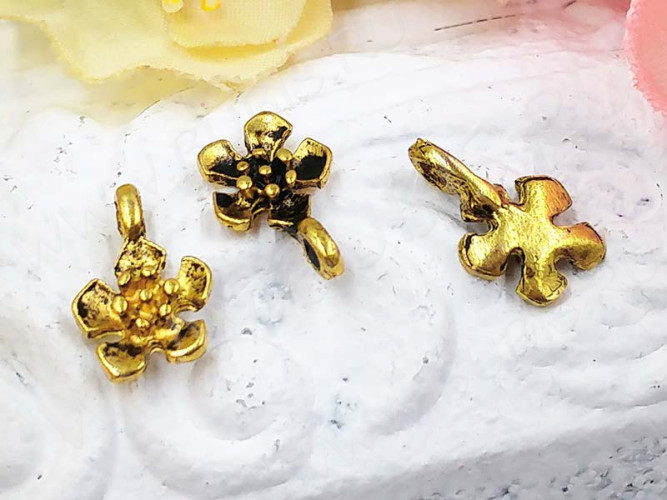 (СКИДКИ!!!) Подвеска Цветочек 21 3D 11*7*2мм античное золото (литьё) (10шт.)