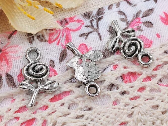 (СКИДКИ!!!) Подвеска Цветок Роза 02 15*9*2мм античное серебро (литьё) (10шт.)