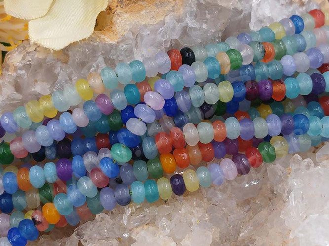 (ОПТ) Бусина каменная Рондель 32 ГРАНЁНЫЙ 4*4*2,5мм Кварц тонированный МИКС (камни) (НИТЬ)