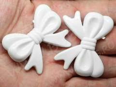 Бусина Бантик 02 3D большой 46*36*9,5мм белый непрозрачный (акрил)