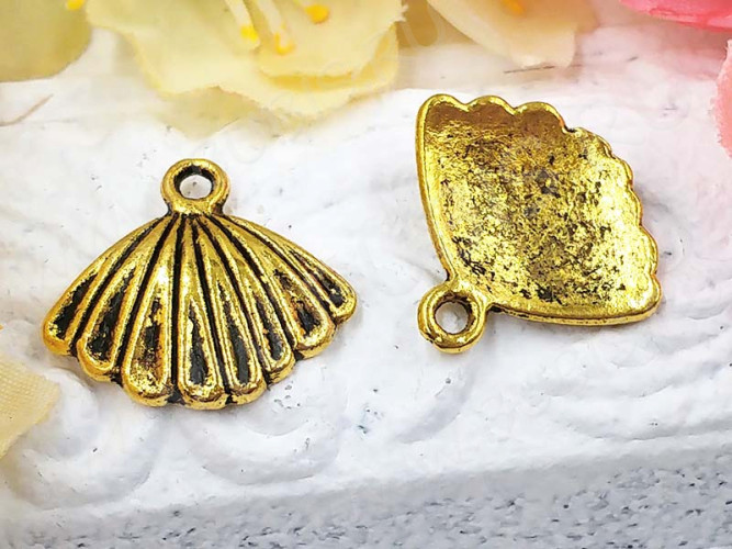 Подвеска Раковина 04 17,5*15,8*3мм античное золото (литьё)