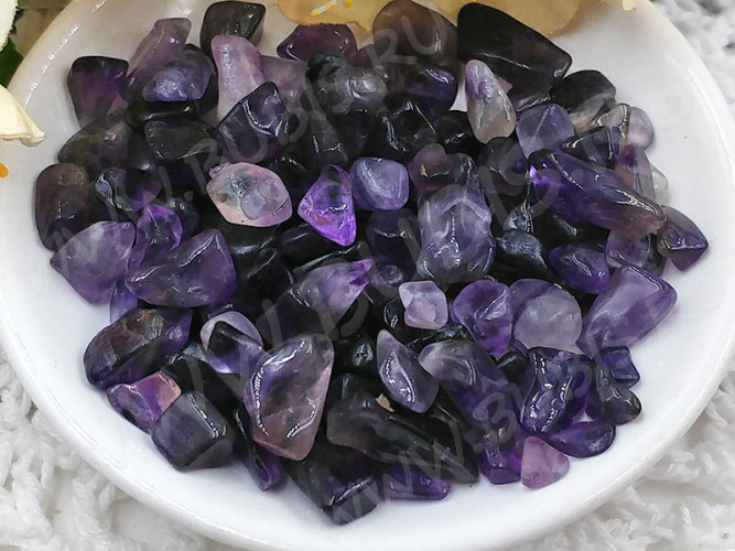 Наполнение для смолы и бутылочек 076 каменная крошка БЕЗ отверстий 5-8*3-6мм Аметист тёмный натуральный (декор)