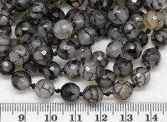 (ОПТ) Бусина округлая ГРАНЁНАЯ 8мм Агат &quot;Вены Дракона&quot; серый полупрозрачный (камни) (НИТЬ)