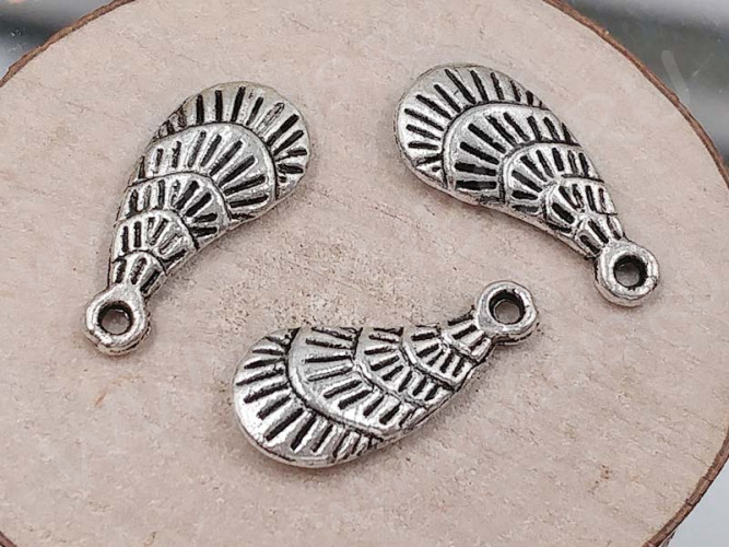 Подвеска Раковина 06 двусторонняя 15*6,5*2,5мм античное серебро (литьё)