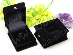 Коробочка 03 бархатная 74*53*35мм черная