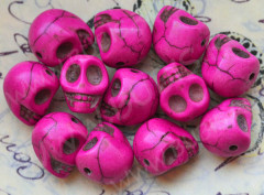 Бусина каменная Череп 01 Говлит 13*11,5*10мм яр.розовый (камни)