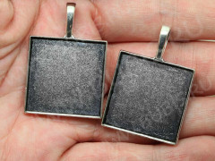 Подвеска-сеттинг Квадрат 02 (сеттинг 25*25мм) 38*26*2,3мм античное серебро (сплав)