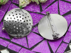 Основа (заготовка) для броши №65 с ситечком 25*25*9мм цвет платины (Brass и Iron)