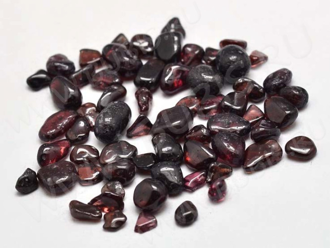 Наполнение для смолы и бутылочек 141 каменная крошка БЕЗ отверстий 2-8*2-4мм Гранат натуральный (декор)